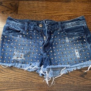 Jean shorts with embellishments